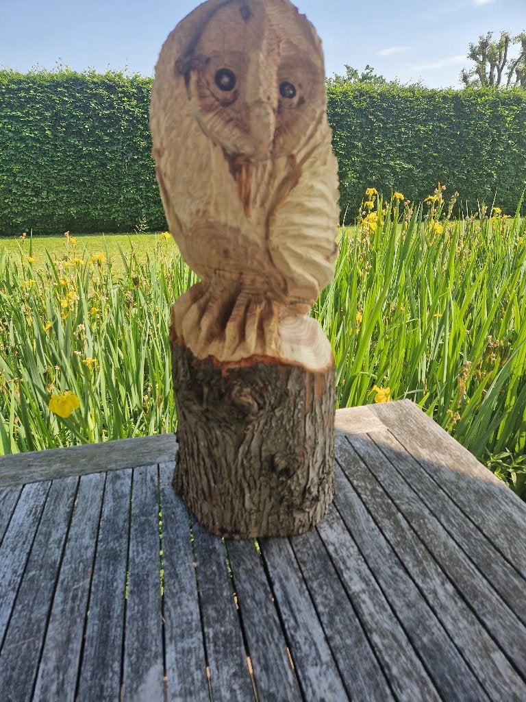 kettingzaagkunst " een houten Uil ", Ophalen