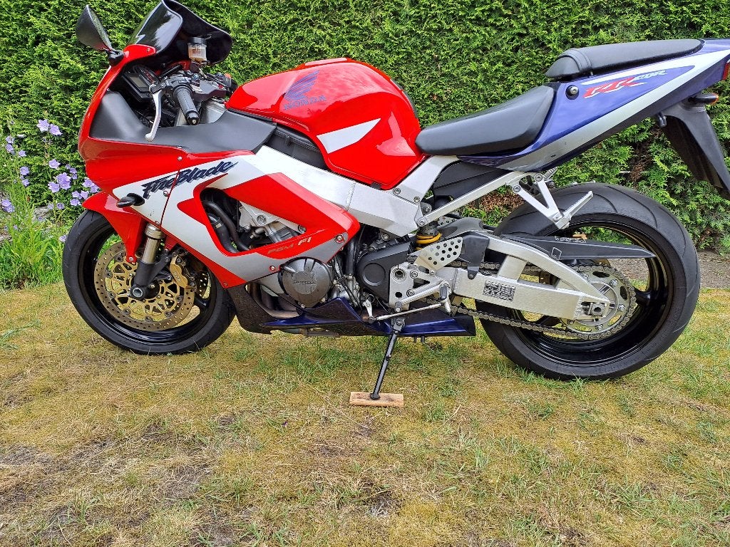 Honda Cbr900rr Fireblade CS44, Occasion, Plus de 35 kW, Échappement sport, Sport