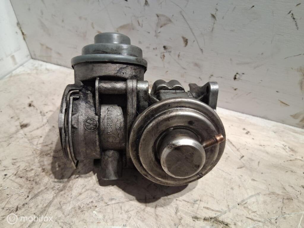 Gasklep huis Audi A3 8P 2.0 TDI  ('03-'12) 038128063G, Audi, Gebruikt, Audi, Ophalen of Verzenden