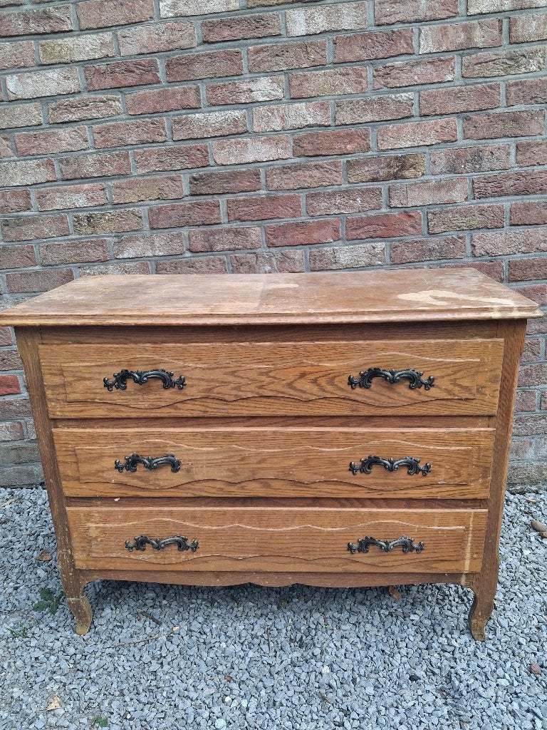 Armoire à restaurer, Enlèvement