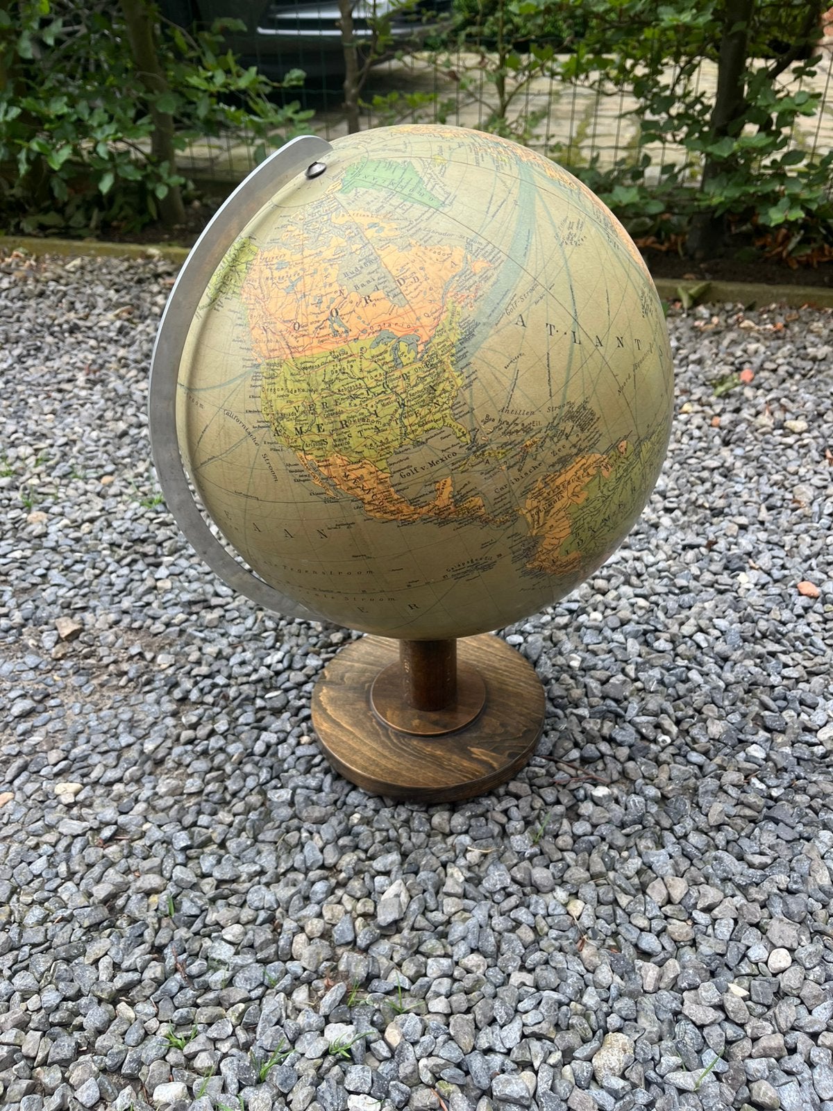 Vintage wereldbol, Ophalen, Zo goed als nieuw