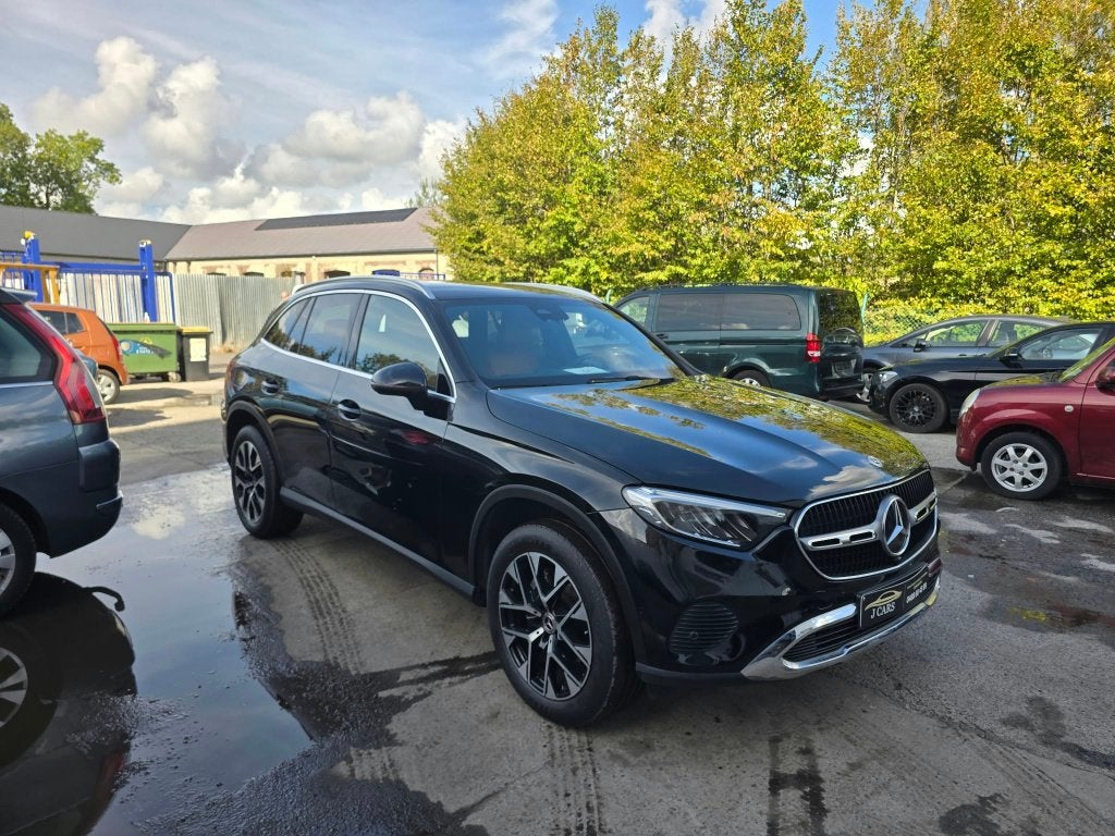Mercedes glc 200 hybride 4 matic 2022 clim gps 37000km, Auto's, Automaat, Euro 6, Leder, https://public.car-pass.be/vhr/fd7fe7dc-6ff4-4efa-8c4e-3a4200da145c