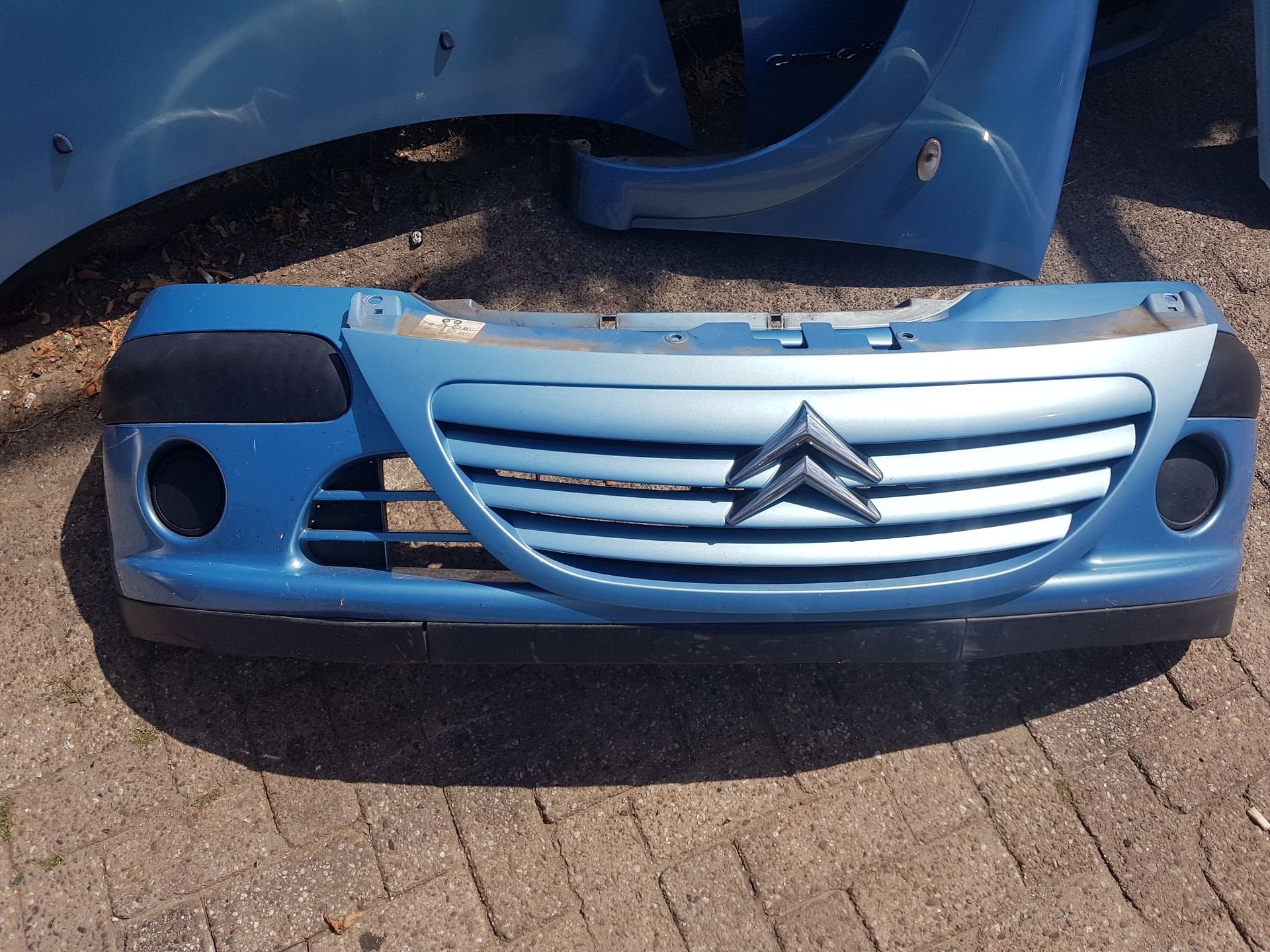 CITROËN C3 VOORBUMPER+GRILL BJ 2002 TOT 2007, Auto-onderdelen, Gebruikt, Voor, -, Ophalen of Verzenden