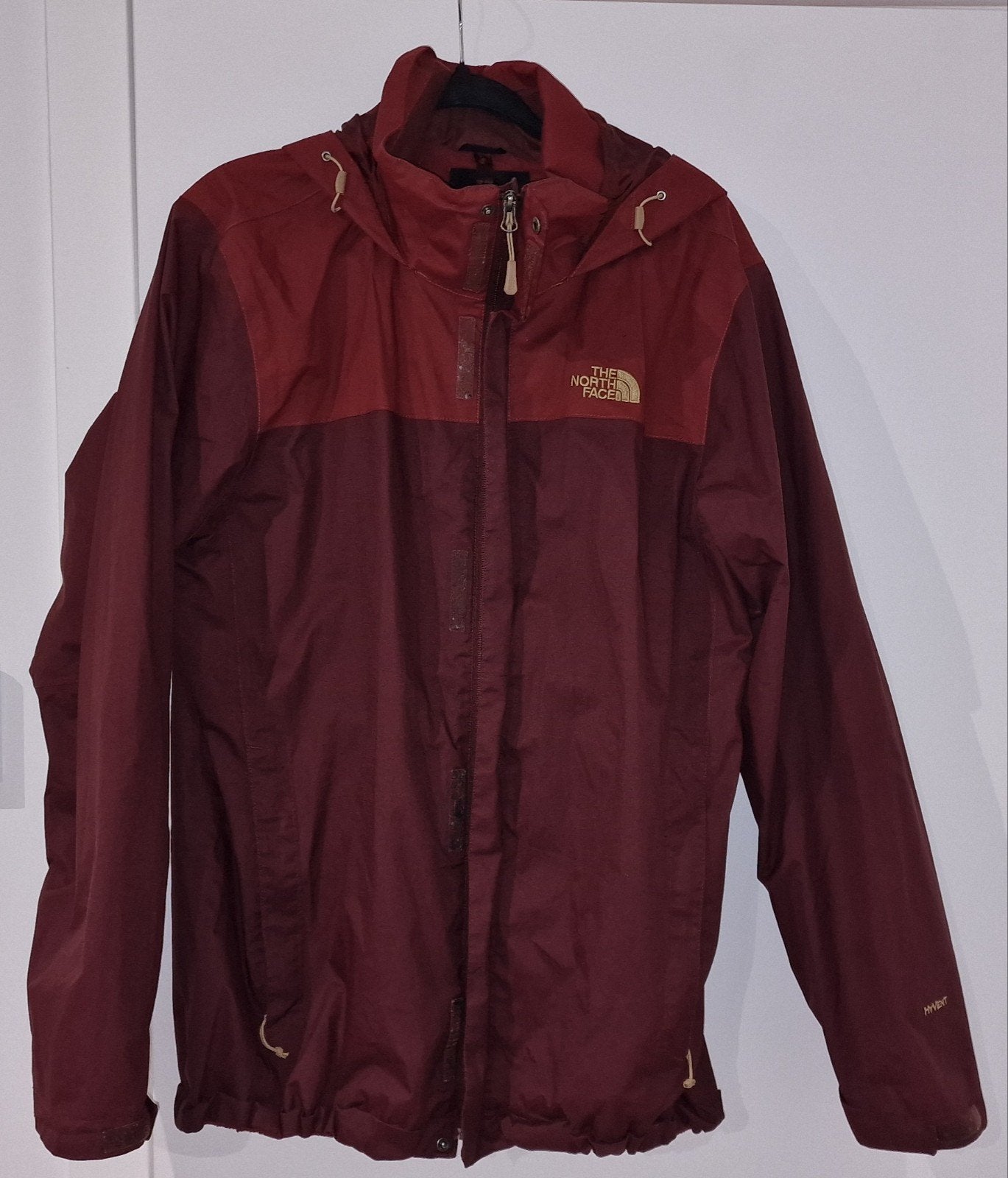 Veste homme The North Face HyVent taille L, Vêtements | Hommes, Vestes | Hiver, Rouge, Enlèvement ou Envoi, Taille 52/54 (L), Porté