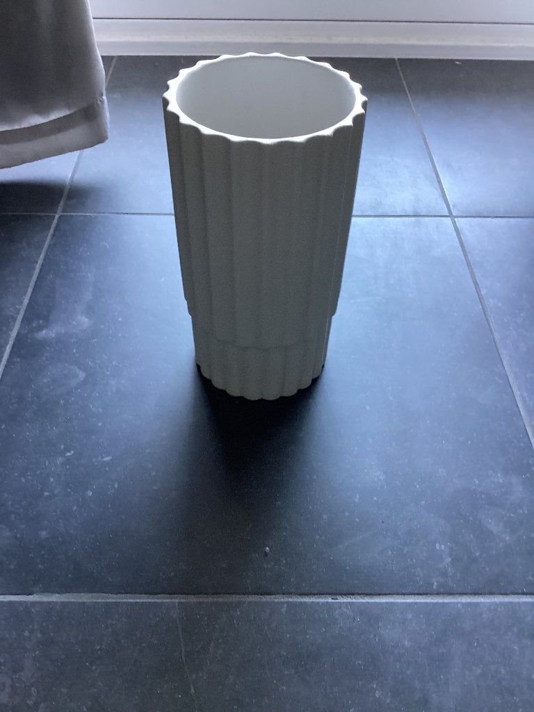 Vase H&M Home blanc 23,5 cm, 23 cm, Enlèvement, Utilisé, Autres matériaux