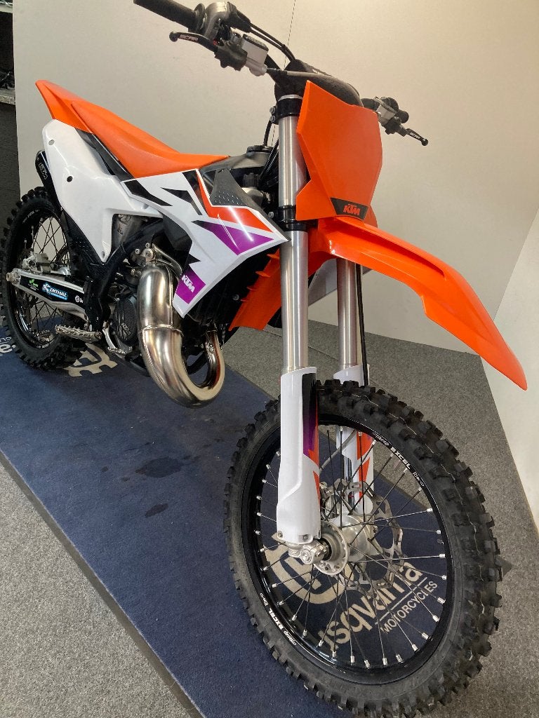 KTM SX 125 MY'24 réf. LS 3387, Entreprise, Occasion, 125 cm³, Moto de cross