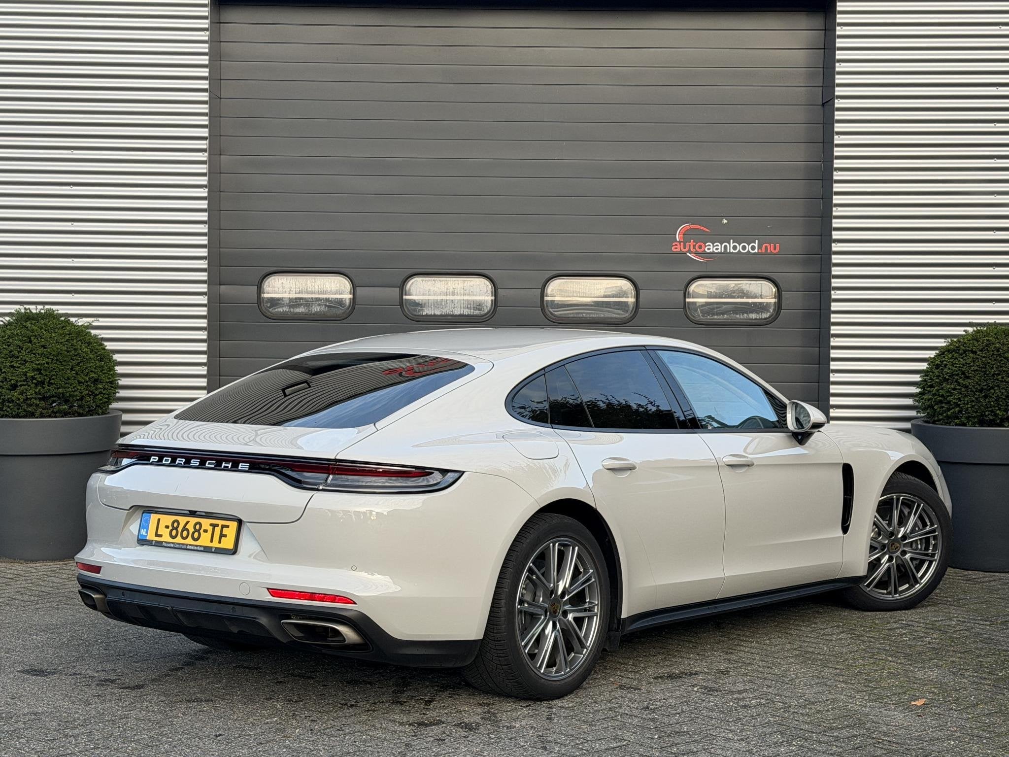 Porsche Panamera 2.9 4 E-Hybrid Sport Chrono | Camera | Navi, Auto's, Automaat, 4 zetels, Stof, Gebruikt