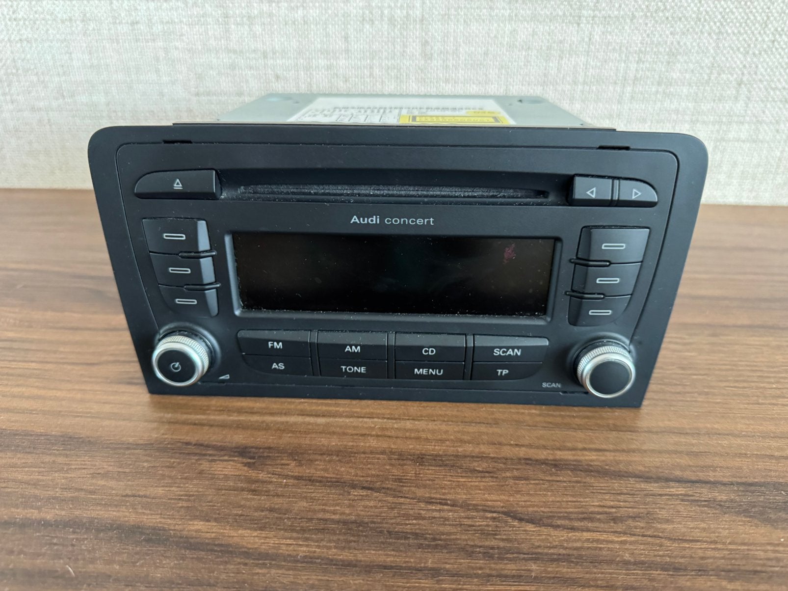 Originele Audi Concert radio – A3 – werkt goed, Auto diversen, Autoradio's, Ophalen, Zo goed als nieuw