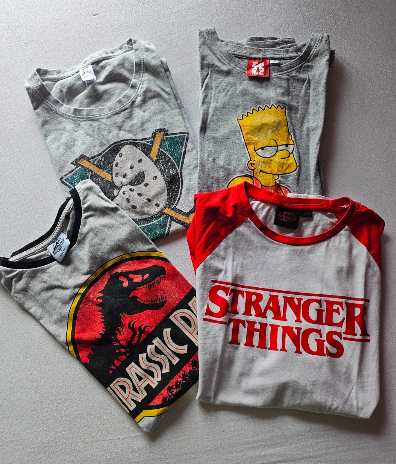 T-shirt officiel jurassic park - Stranger Things - Simpson, Vêtements | Hommes, T-shirts, Porté, Taille 52/54 (L), Enlèvement ou Envoi