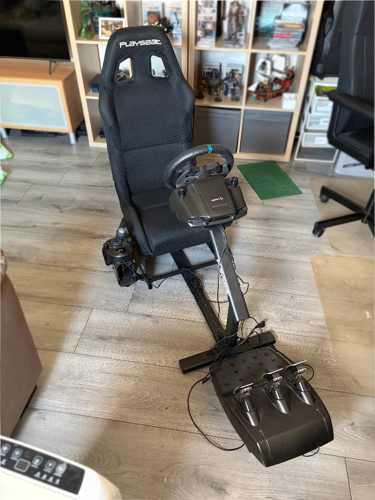 Playseat Racing Simulator Logitec G29 + Pedalen + Shifter, 3 joueurs ou plus, Enlèvement, Utilisé, Course et Pilotage