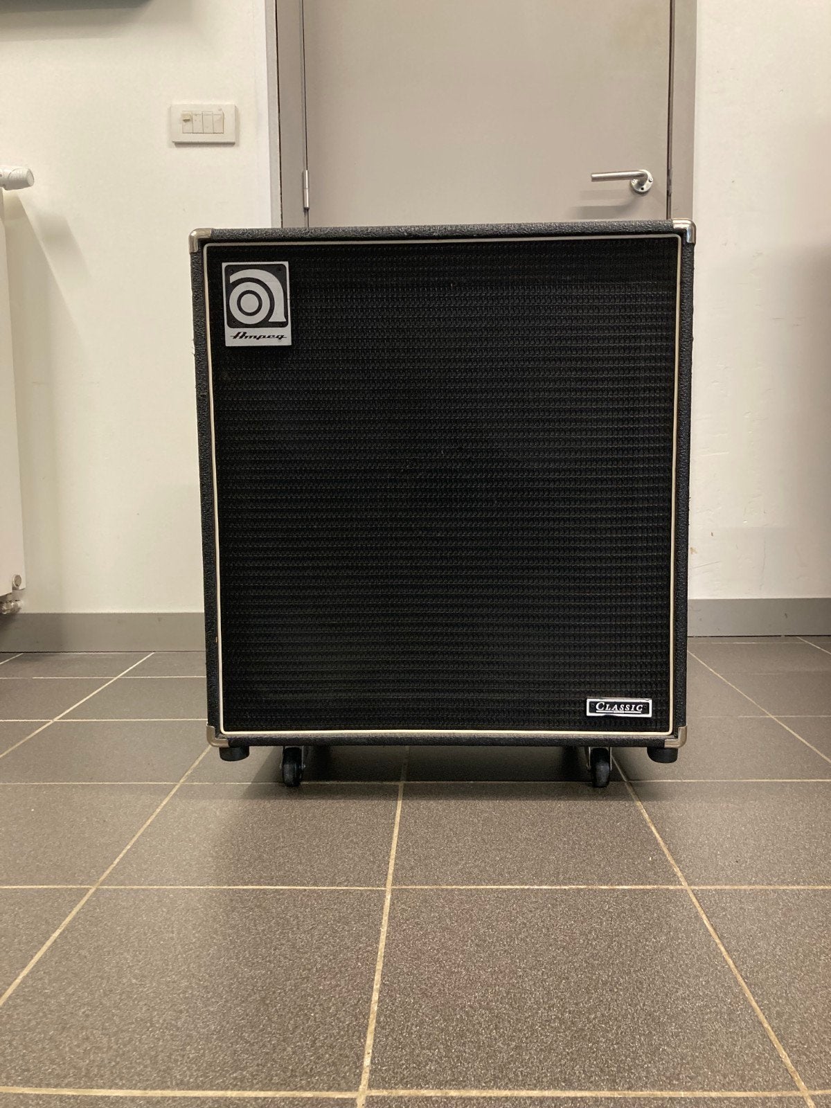 Ampeg SVT410HE, Enlèvement, Guitare