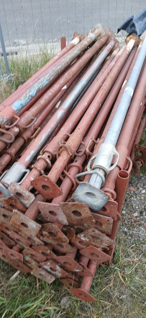 schoren 1.6 m  /  schoren 1m-1.8m  / 8 balkklemmen, Ophalen, Gebruikt