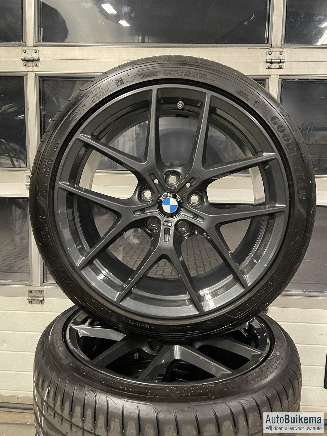 Wielset BMW 1-serie F40 Styling 554 M Goodyear Graphite Grey, Gebruikt, Velg(en), -, -