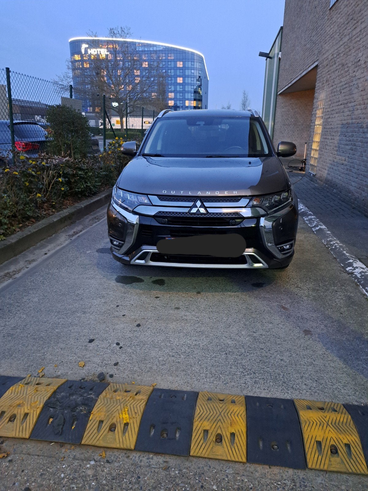 Mitsubishi outlander phev 2021, Auto's, Outlander, Bruin, Bruin, Vierwielaandrijving