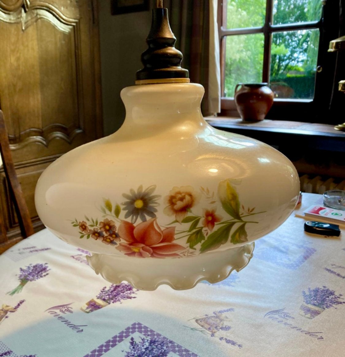 Mooie,vintage hanglamp,bloemmotief,melkglas, Ophalen