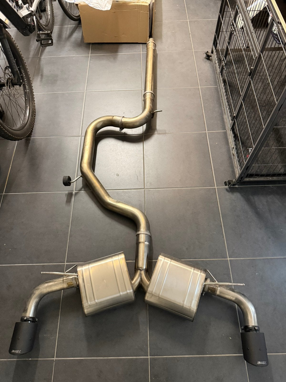 Bull-X RVS 3” Catback Uitlaat met Carbon Eindtips, Ophalen, Gebruikt, Volkswagen
