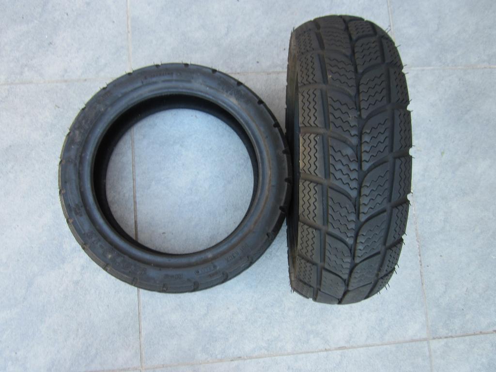 Pneus Vespa 120/70-12, Vélos & Vélomoteurs, Enlèvement, Neuf, Autres modèles