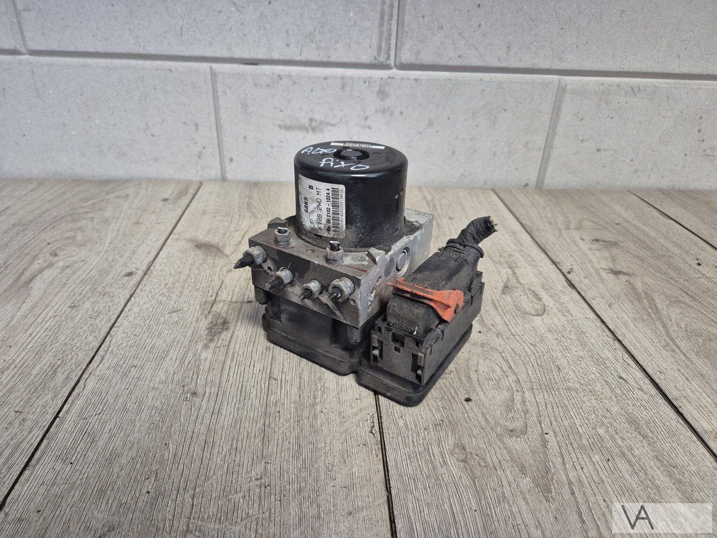 ABS pomp van Suzuki Alto / Nissan Pixo 2009 - 2015 type 68k5, Gebruikt, -, -, Ophalen of Verzenden