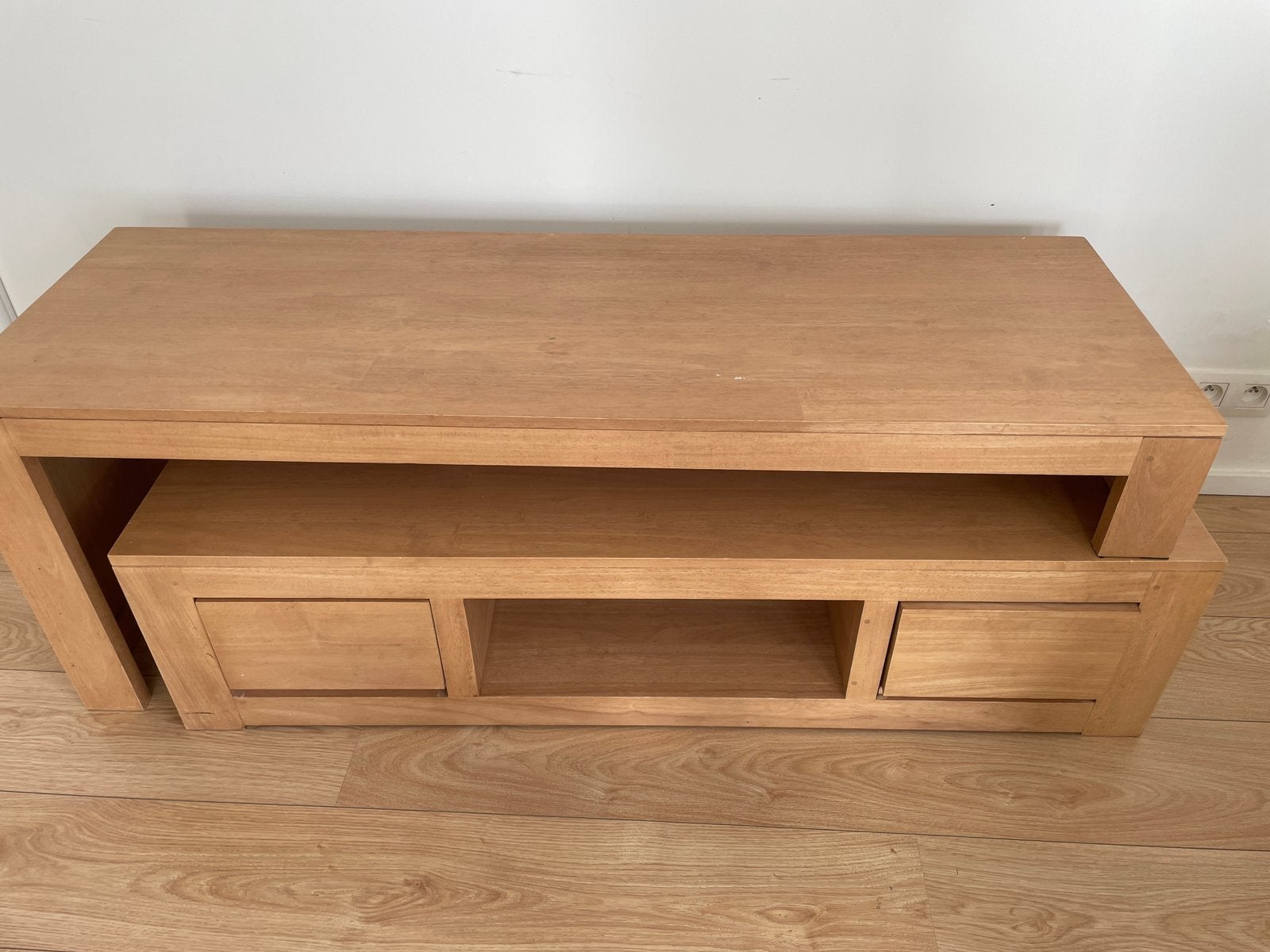 Tv-meubel van massief hout, Huis en Inrichting, Complete inboedels, Ophalen