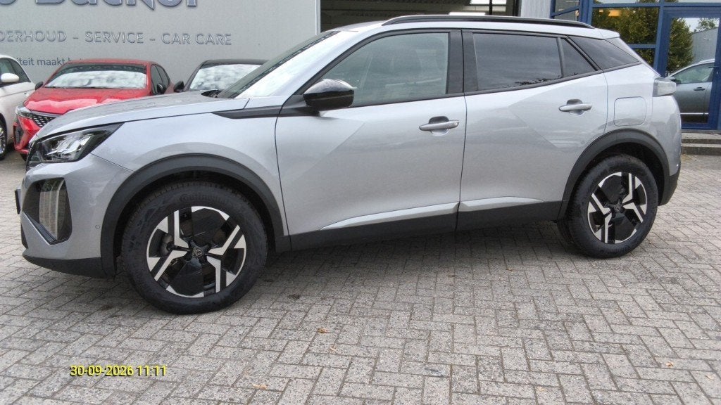 Peugeot 2008 Hybrid 145 e-DCS Allure (bj 2025, automaat), Auto's, Gebruikt, Bedrijf, 5 deurs, Hybride Elektrisch/Benzine