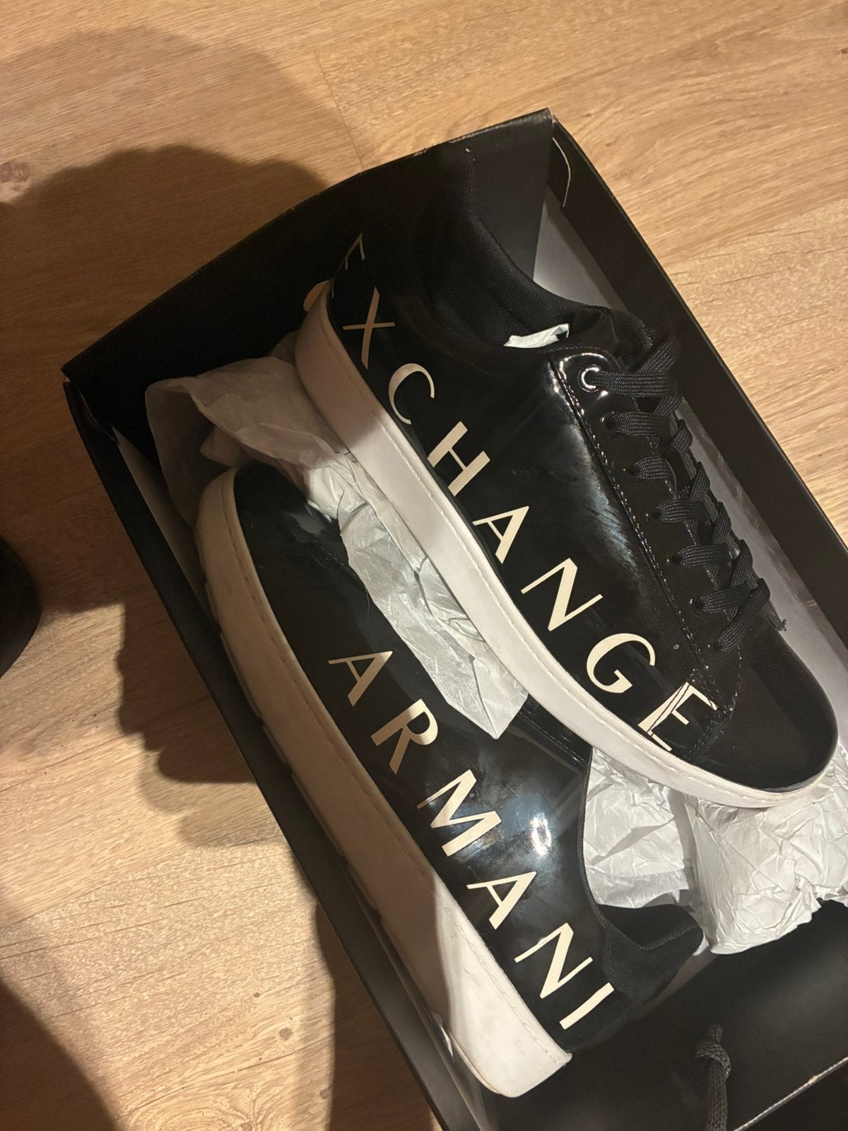 Baskets armani 43, Vêtements | Hommes, Ceintures, Enlèvement ou Envoi, Comme neuf