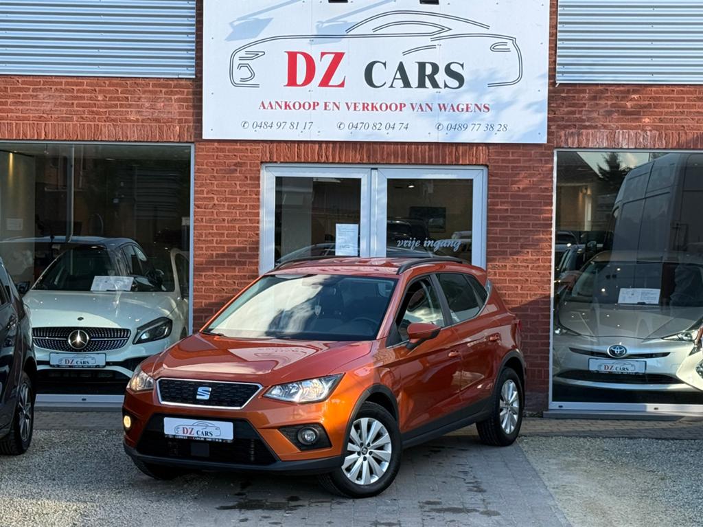 SEAT ARONA 1.6TDI 95PK |NAVI | APPLE CARPLAY|CRUISE CONTROL, Voorwielaandrijving, Stof, 1600 cc, Bedrijf