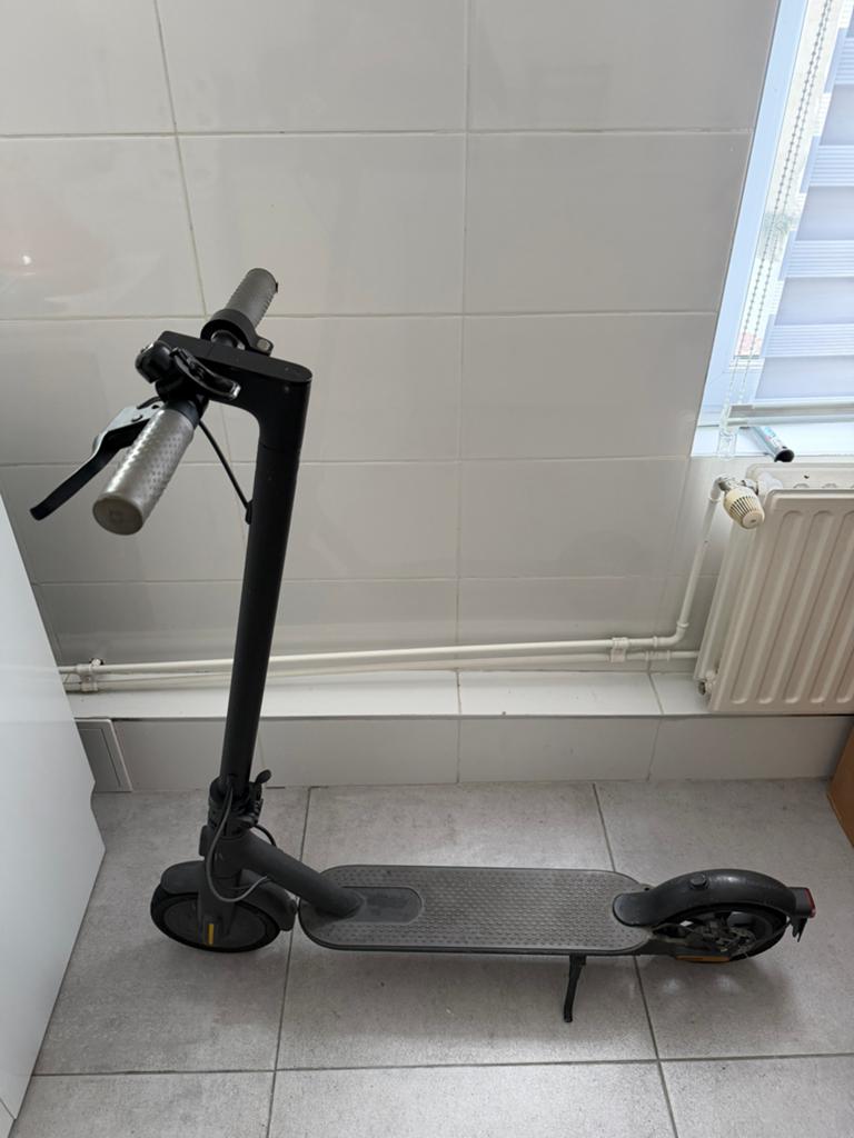 Trotinette électrique Xiaomi, Enlèvement, Utilisé, Step électrique (E-scooter)