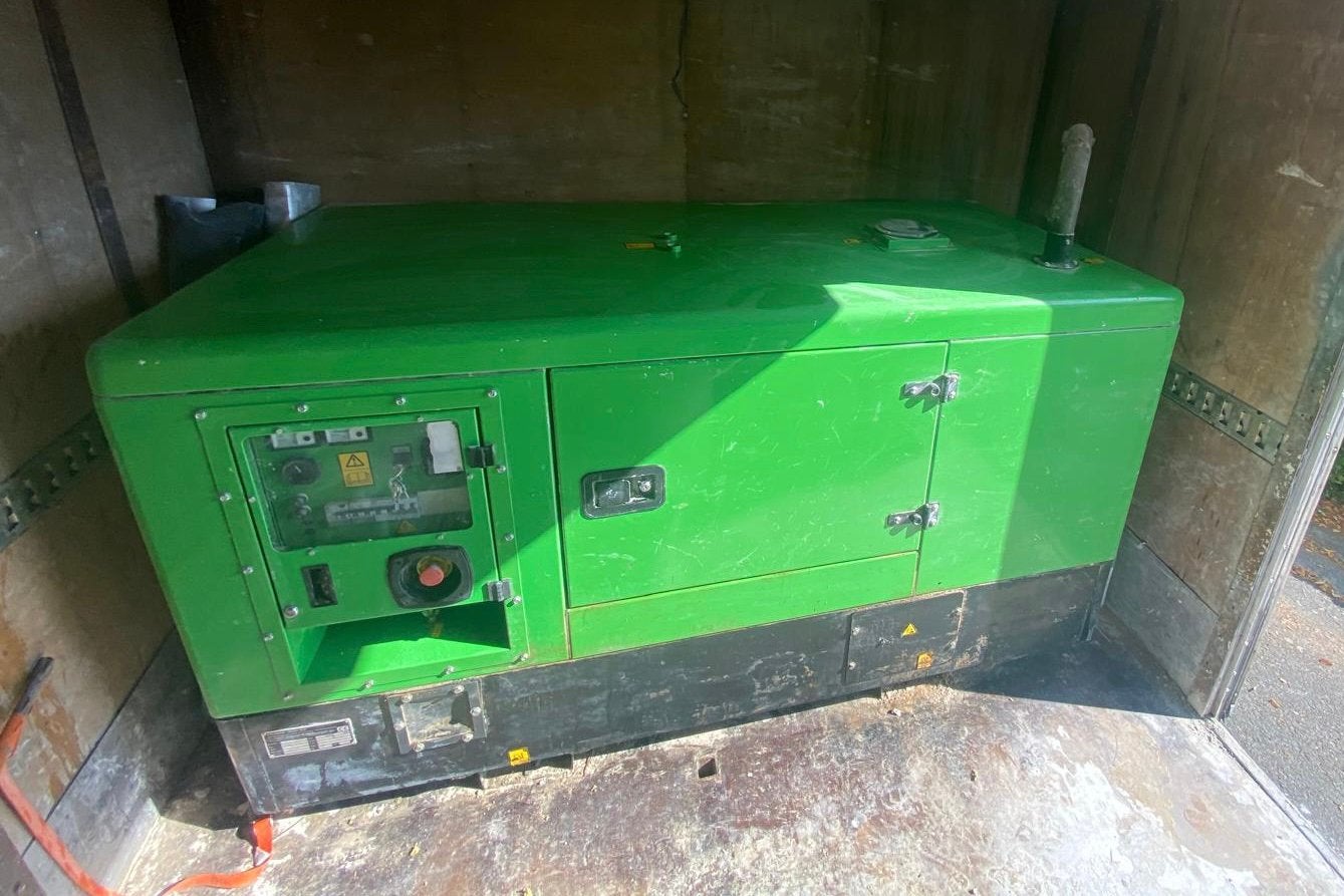 Dieselgenerator, Bricolage & Construction, Enlèvement, Comme neuf