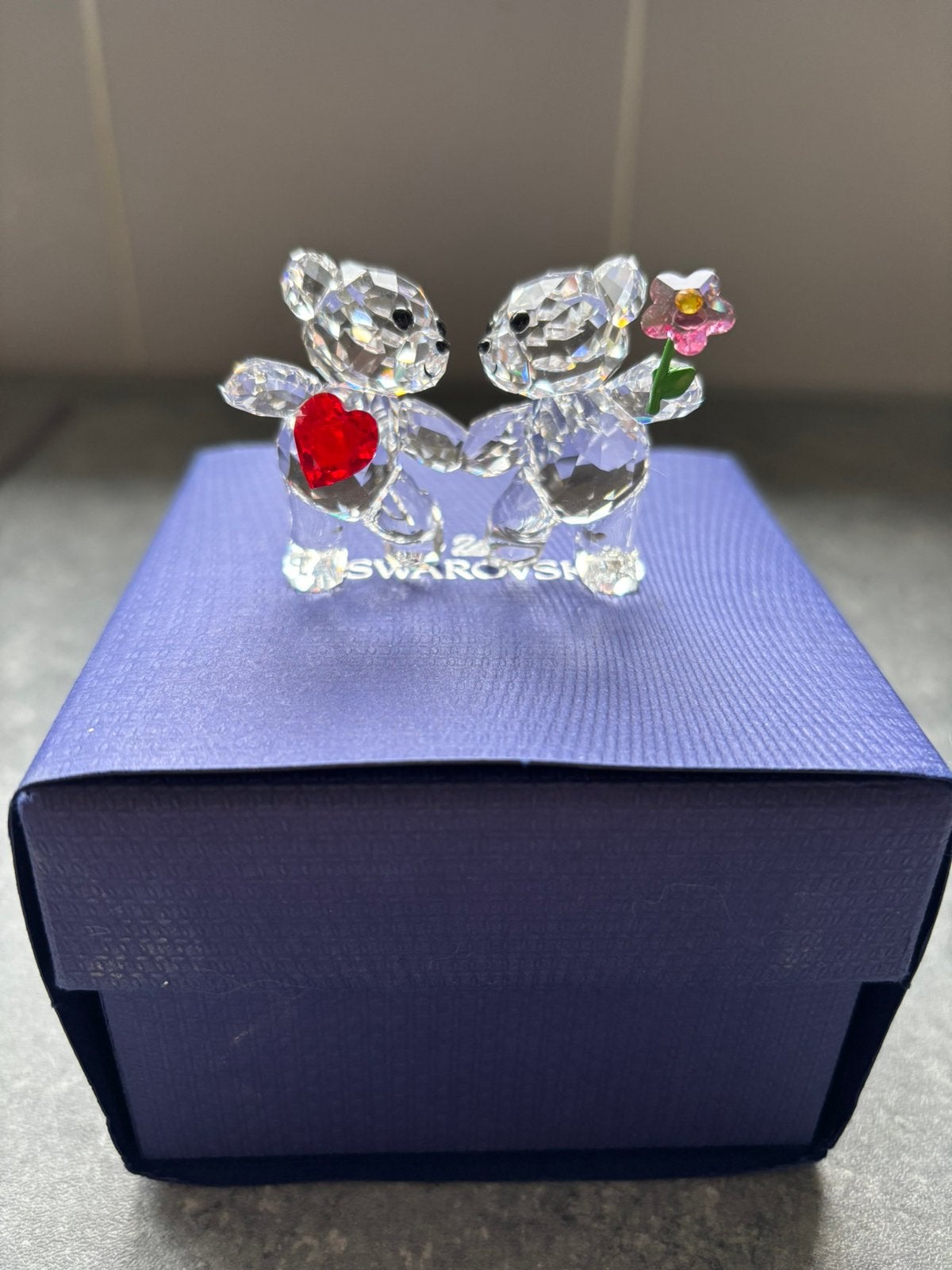 Swarovski kris beren happy together, Ophalen of Verzenden, Zo goed als nieuw