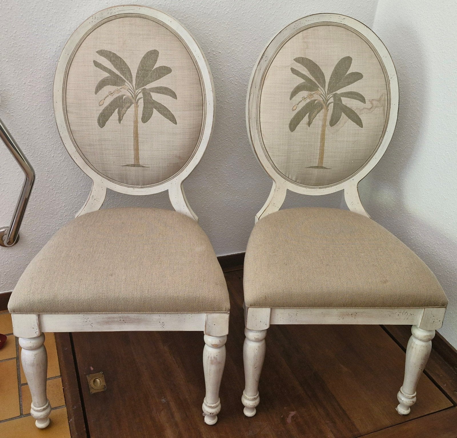 Chaises medailon, Enlèvement, Bois, Deux