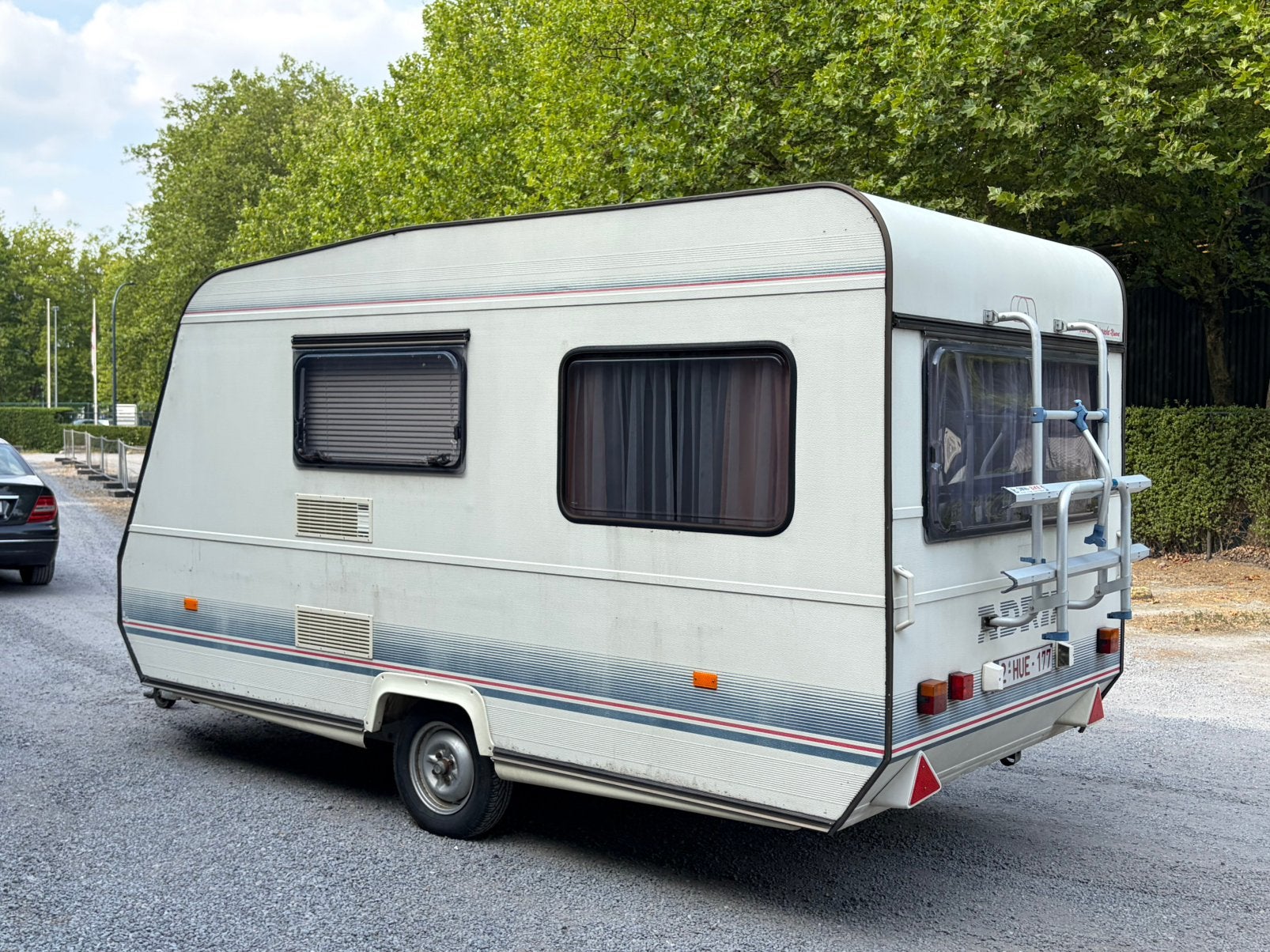 Adria prima - Fietsenrek - Inschrijfklaar, Caravans en Kamperen, Caravans, Particulier, Fietsenrek, Adria