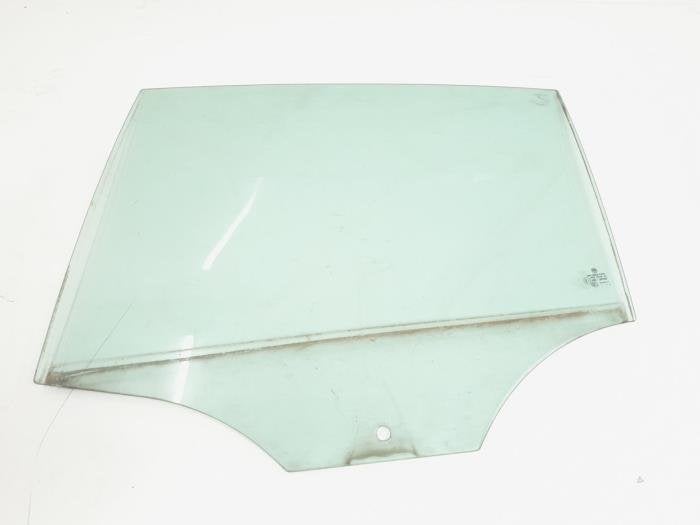 Vitre portière 4portes arrière gauche d'un Volkswagen Golf, Autos : Pièces & Accessoires, Volkswagen, -, 3 mois de garantie, Utilisé