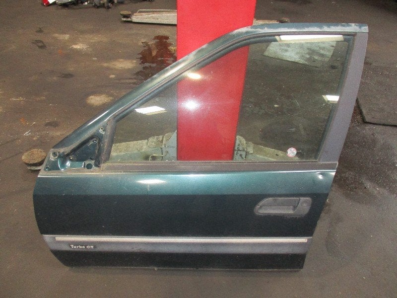 PORTIER LINKS VOOR Citroën Xantia Break (X1 / 2), Gebruikt, Citroën, Deur, Kontakt-citroen@citroen.com