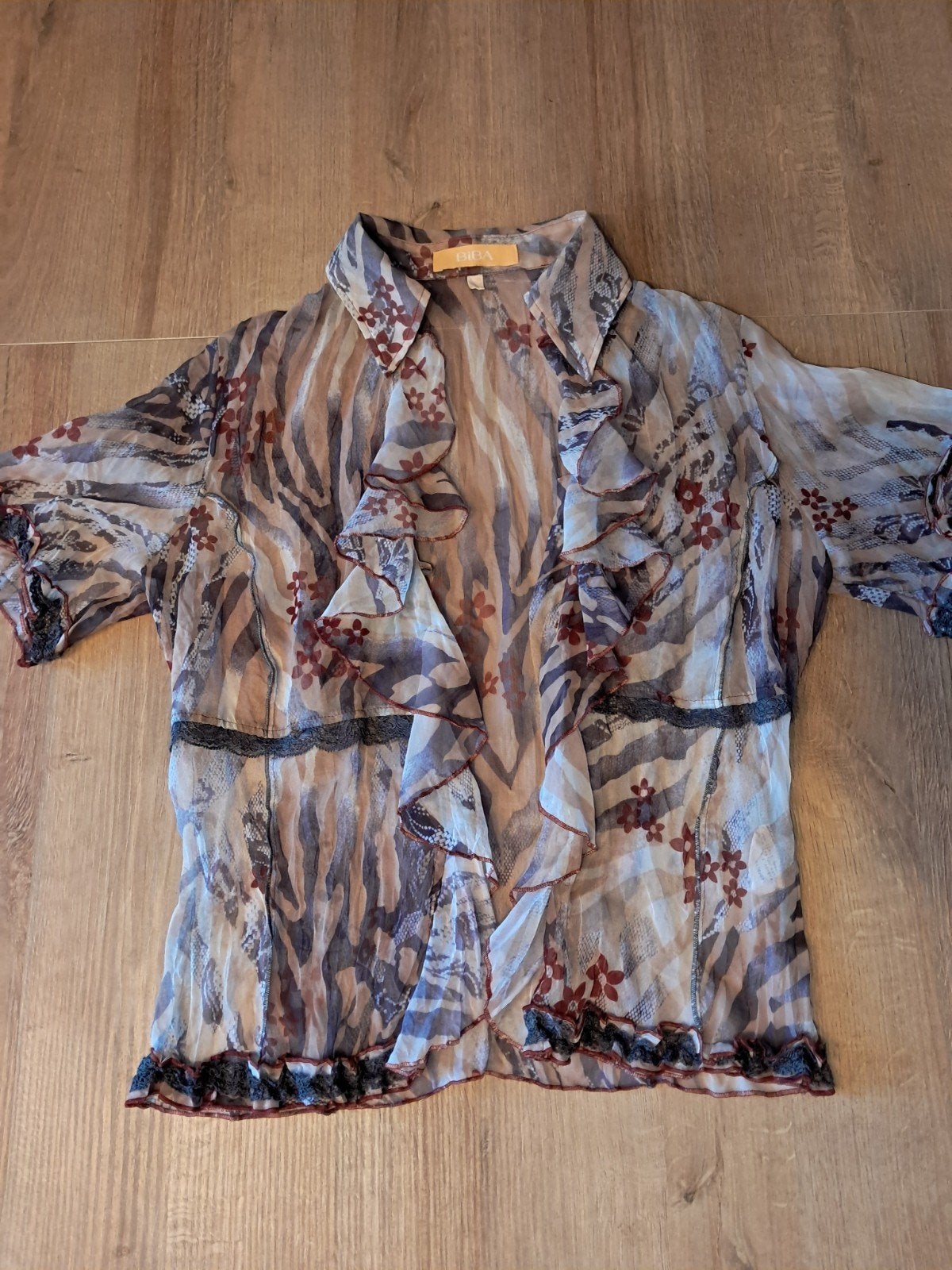 BiBA Blouse met ruches en dierenprint - Maat 34 (XS), Vêtements | Femmes, Enlèvement, Taille 34 (XS) ou plus petite