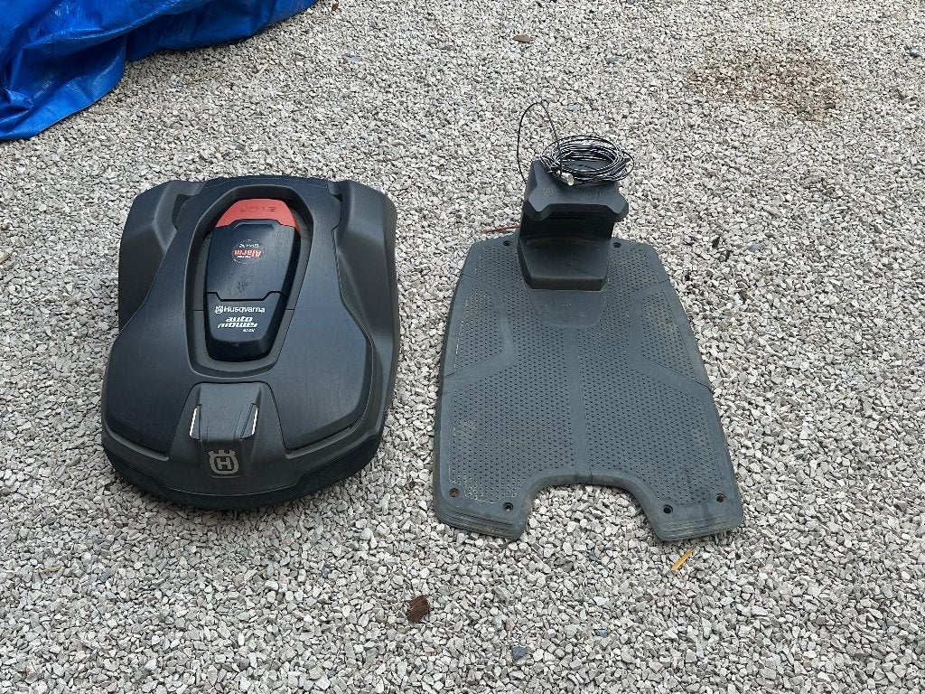 Husqvarna auto mower, 20 à 25 cm, Enlèvement, Utilisé, Contrôlable via l'application