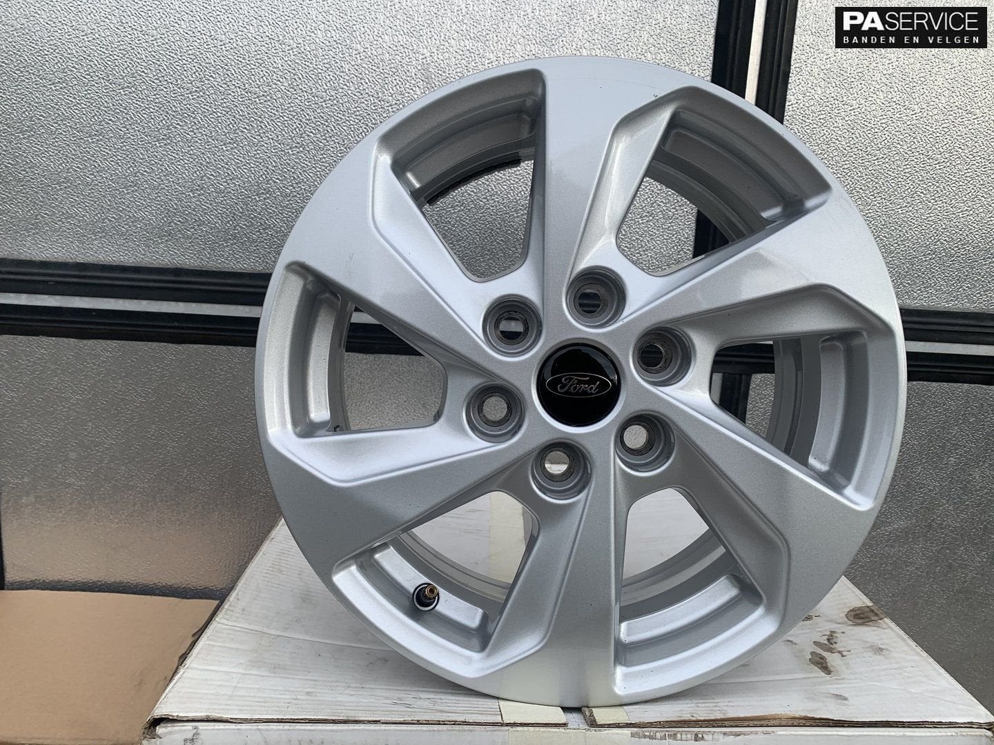 Demo Originele 16 inch Ford Transit Custom velgen incl TPMS, Auto-onderdelen, Gebruikt, -, Banden en Velgen, Ophalen of Verzenden
