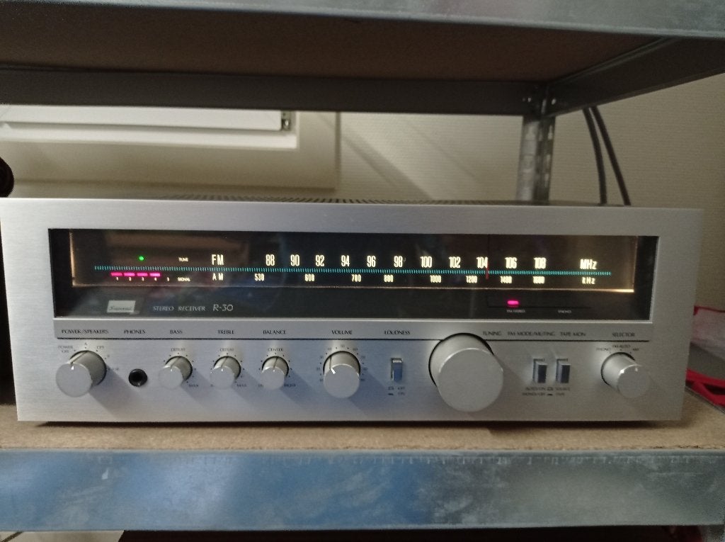 Sansui stereo receiver R-30, Audio, Tv en Foto, Zo goed als nieuw, Ophalen, Overige merken, Minder dan 60 watt
