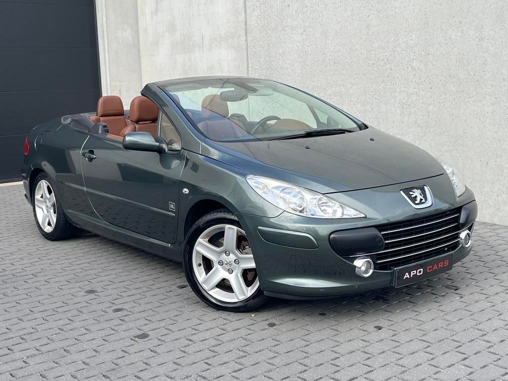Peugeot 307 cc 2.0hdi 2006 115.000km, Auto's, Peugeot, 4 zetels, Beige, 4 cilinders, Cabriolet
