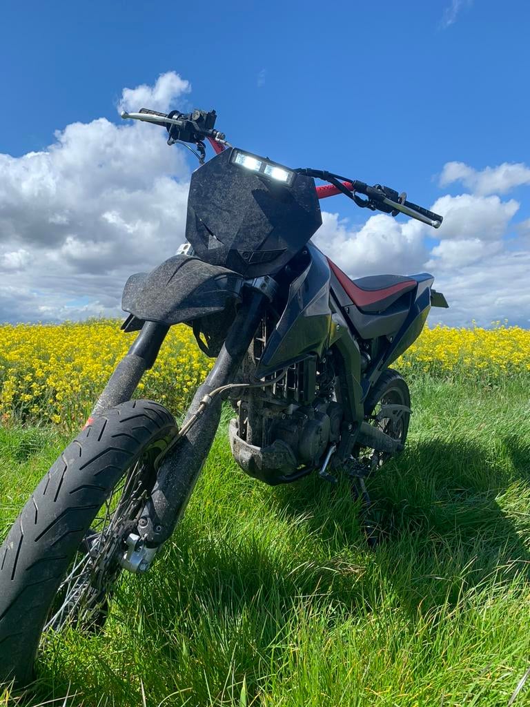 Vélo Supermoto/cross Aprilia 125 cc, Particulier, Neuf, SuperMoto