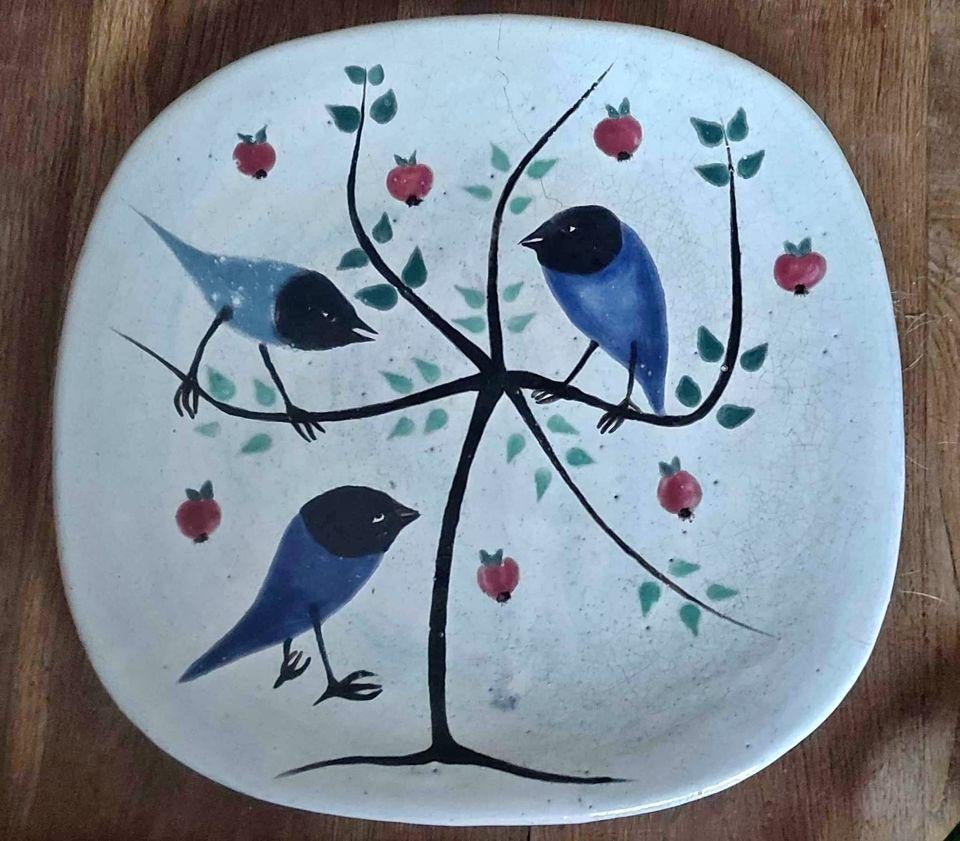 Plat en céramique de Dour signe Cécile lambert, Antiquités & Art, Antiquités | Céramique & Poterie, Enlèvement ou Envoi