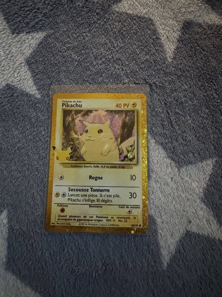 Pikachu - 30ᵉ Anniversaire, Enlèvement ou Envoi, Neuf, Cartes en vrac, Foil