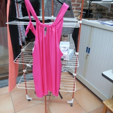 Tanktopje nieuw roze elastiek rug Caroline Biss mt 40, Kleding | Dames, Maat 38/40 (M), Nieuw, Ophalen of Verzenden, Roze