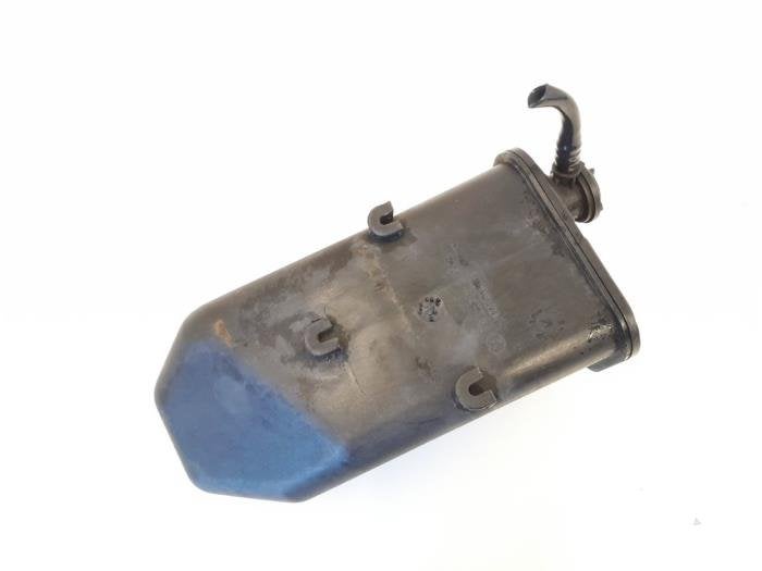 Brandstoffilterhuis van een Volkswagen Golf, Gebruikt, -, Volkswagen, -