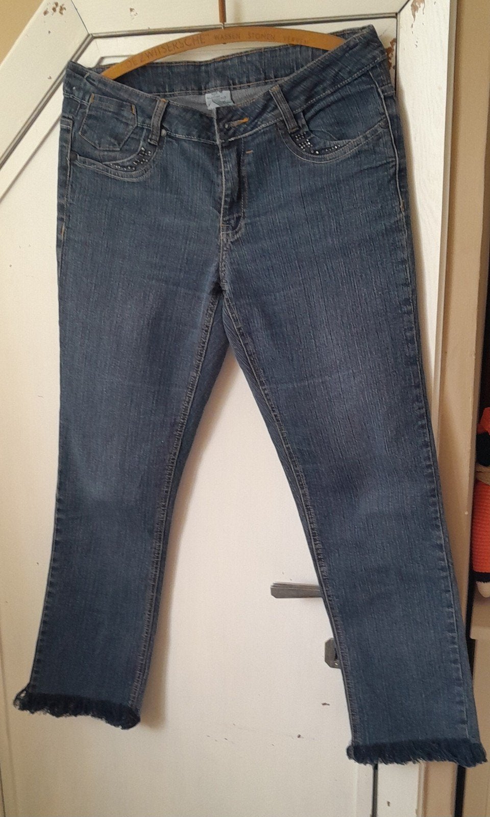 Stretch jeans met rafels large., Ophalen of Verzenden, Zo goed als nieuw, Blauw, W33 - W36 (confectie 42/44)