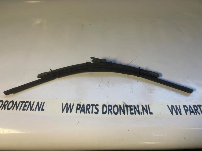Ruitenwisserblad van een Volkswagen UP, Auto-onderdelen, Ruiten en Toebehoren, Volkswagen, Gebruikt, 3 maanden garantie, Ophalen of Verzenden