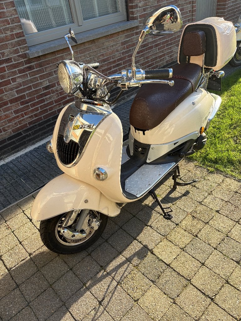 Neco borsalino 125 cc 2010, 125 cm³, Comme neuf, Enlèvement