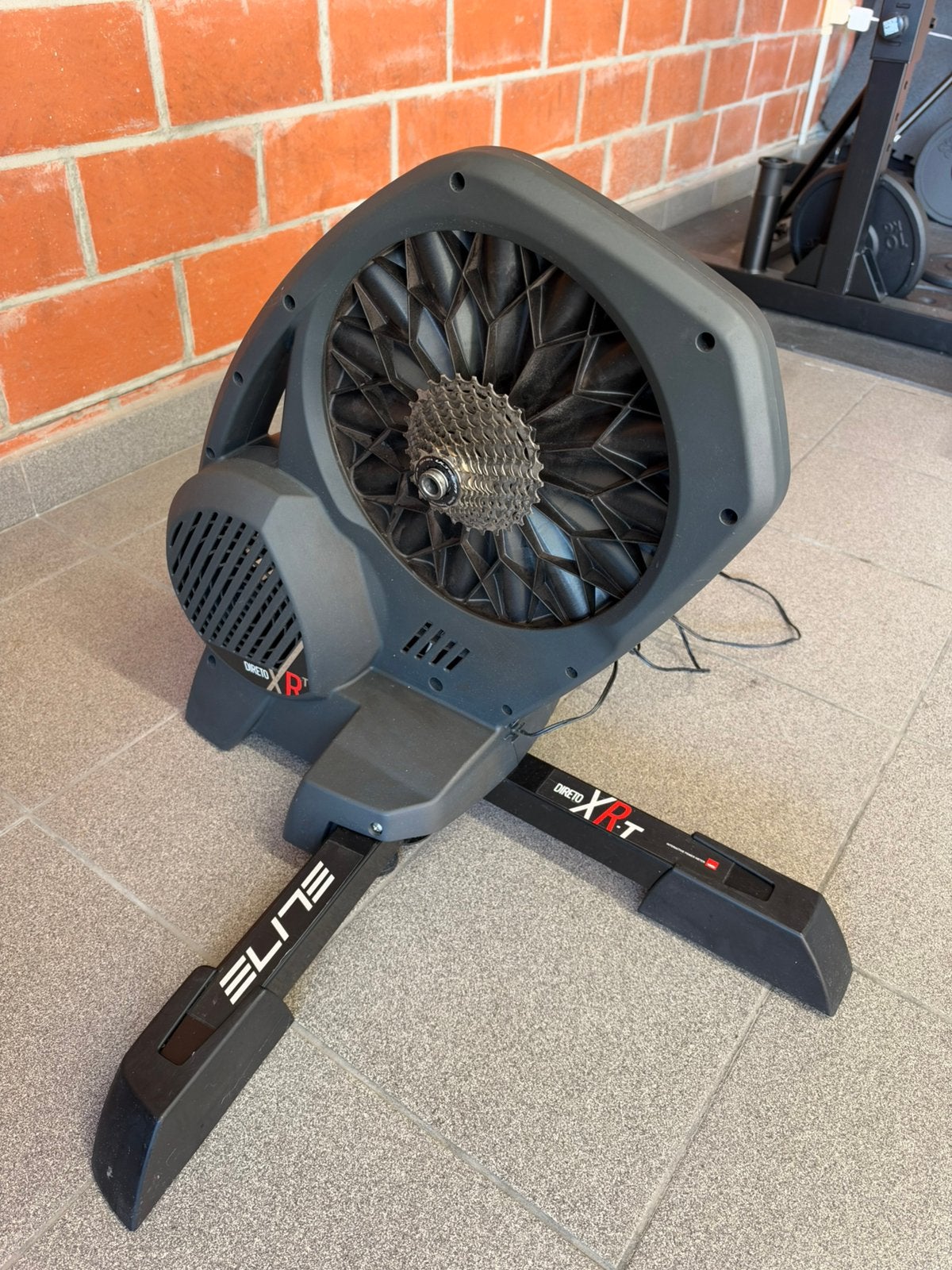 Elite direto XR-t smart trainer, Sports & Fitness, Enlèvement, Comme neuf