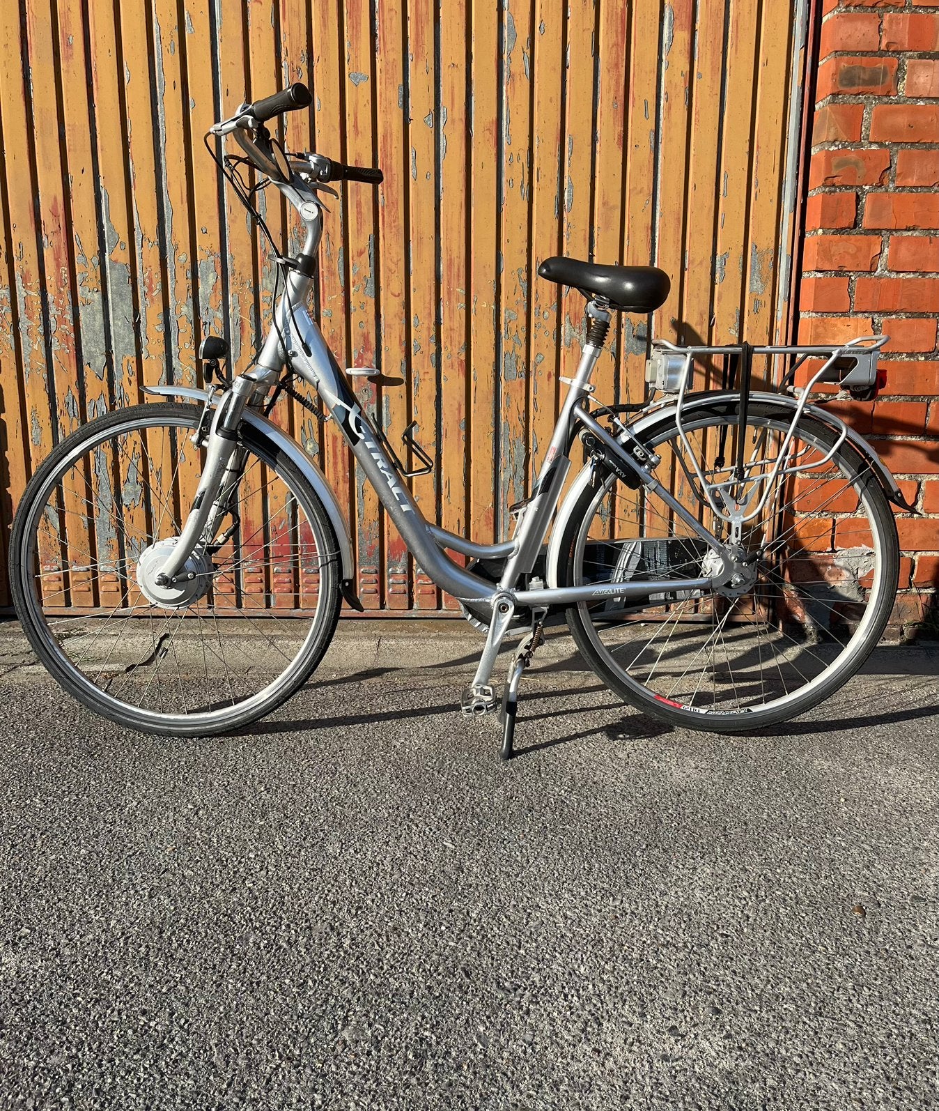 Elektrische fiets, Fietsen en Brommers, Gebruikt, Versnellingen, Schijfrem, Ophalen