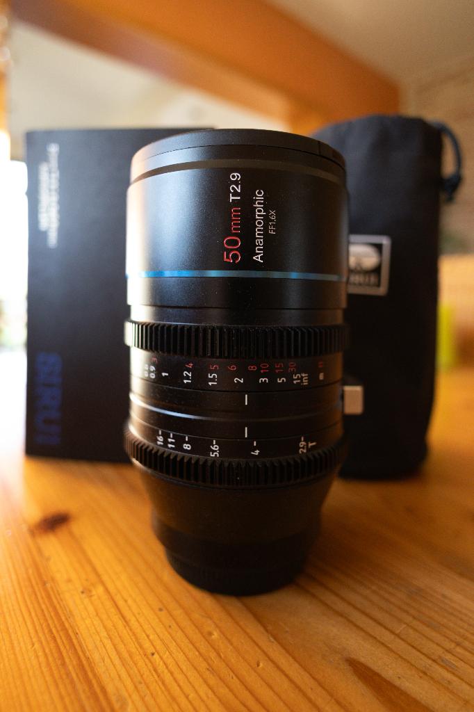 SIRUI Venus 50mm T2.9 1.6x FF Anamorphic Lens - RF Mount, Audio, Tv en Foto, Ophalen of Verzenden, Zo goed als nieuw, Overige typen