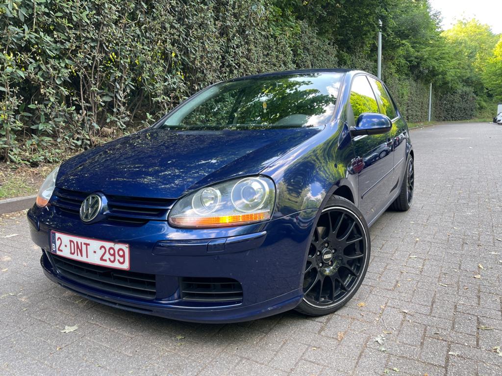 VW GOLF 2.0 ESSENCE, Auto's, Volkswagen, Zwart, Blauw, Handgeschakeld, 5 deurs